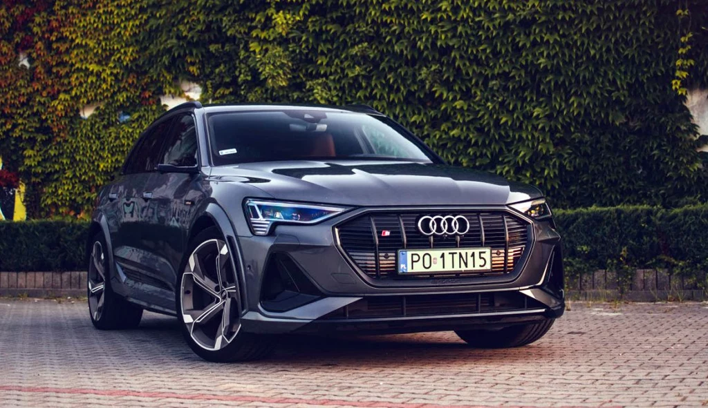 Audi e-tron S