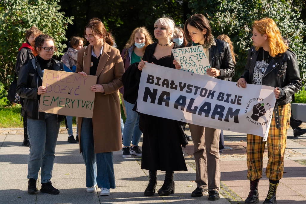 Młodzieżowy Strajk Klimatyczny w Białymstoku Młodzieżowy Strajk Klimatyczny w Białymstoku