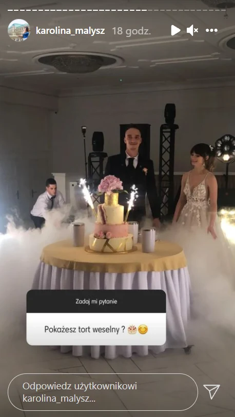 Karolina Małysz pochwaliła się, jak wyglądał jej weselny tort /https://www.instagram.com/karolina_malysz/ Karolina Małysz pochwaliła się, jak wyglądał jej weselny tort /https://www.instagram.com/karolina_malysz/