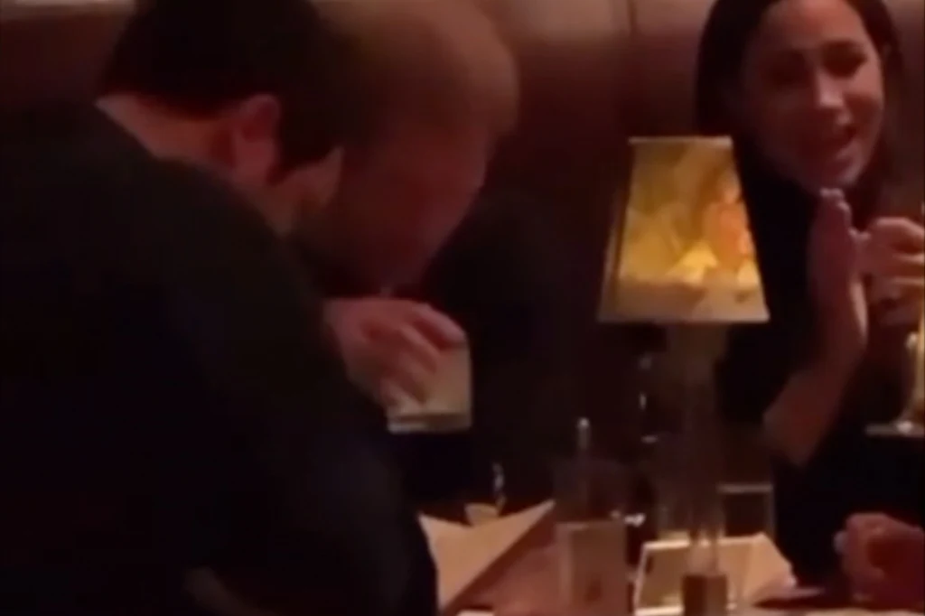 Harry i Meghan w barze w Nowym Jorku Harry i Meghan w barze w Nowym Jorku