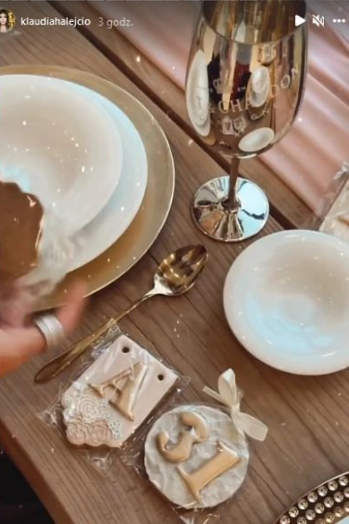 urodziny Klaudii Halejcio, fot. https://www.instagram.com/klaudiahalejcio/ urodziny Klaudii Halejcio, fot. https://www.instagram.com/klaudiahalejcio/