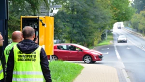 Na polskich drogach przybywa fotoradarów. Zobacz, gdzie stanęły kolejne!