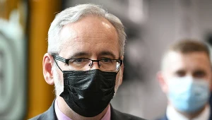 Minister zdrowia Adam Niedzielski sprzeciwia się aktom hejtu wymierzonym w medyków i pracowników służby zdrowia