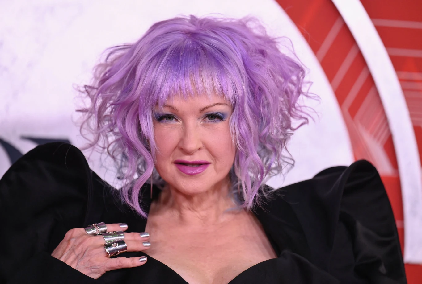 Cyndi Lauper podczas Tony Awards 2021.