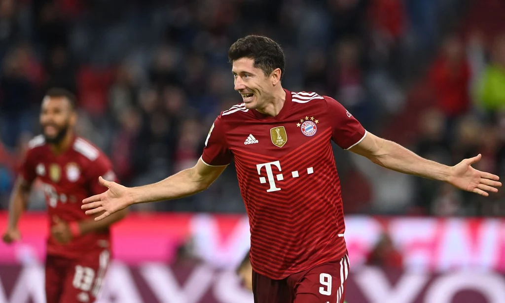 Robert Lewandowski dostarcza kibicom niesamowitych emocji 