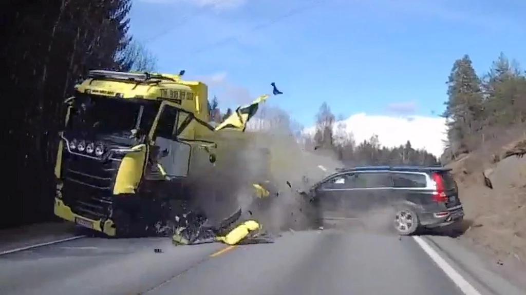 Za 2 lata nikt nie zginie w pojazdach Volvo. Ten film z wypadku jest na to dowodem