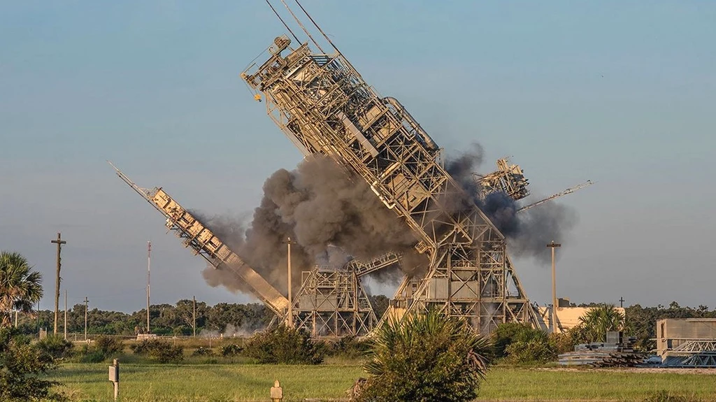 NASA wysadziła w powietrze trzy wieże, którym zawdzięczamy nawigację GPS