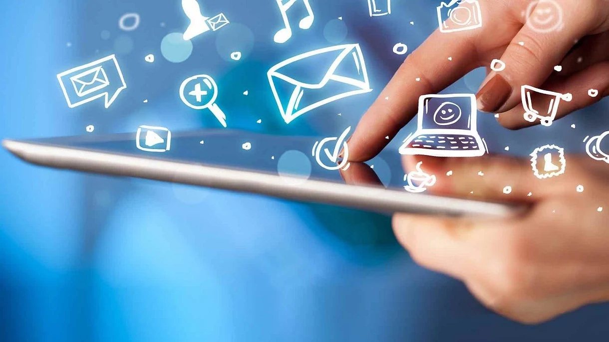 Ojciec WWW jest rozczarowany kierunkiem rozwoju Internetu. Obwinia m.in. Google Ojciec WWW jest rozczarowany kierunkiem rozwoju Internetu. Obwinia m.in. Google