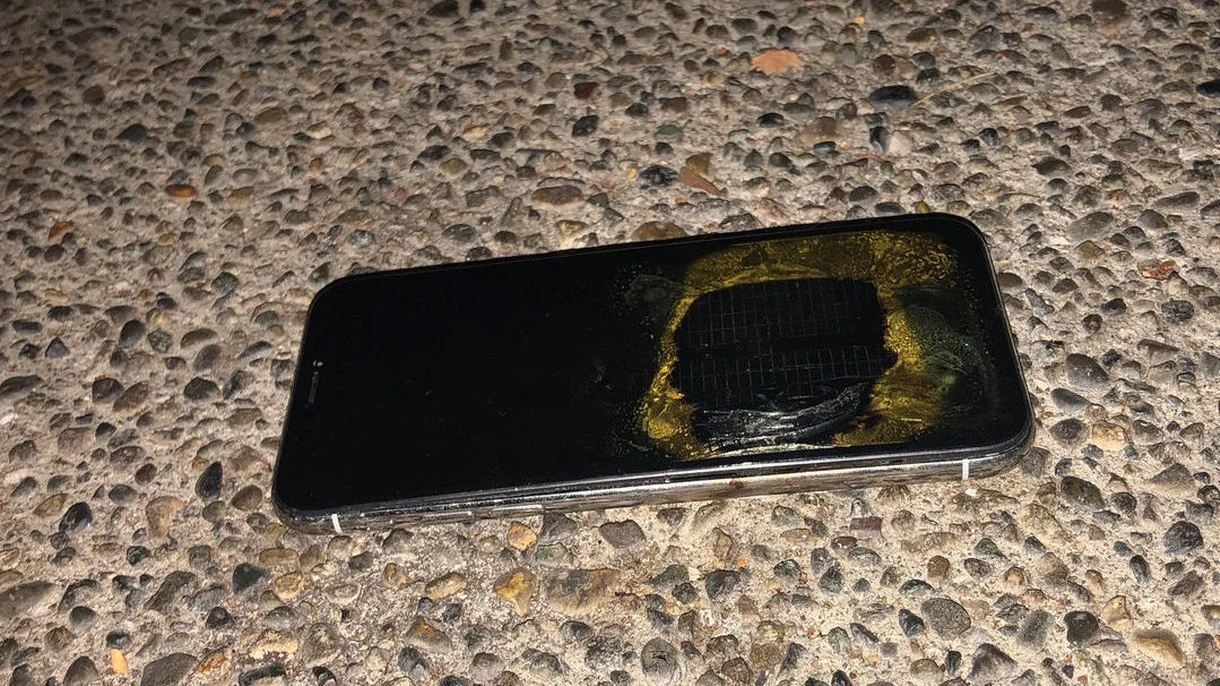 iPhone’y znowu wybuchają? Apple twierdzi, że to „niespodziewane zachowanie” iPhone’y znowu wybuchają? Apple twierdzi, że to „niespodziewane zachowanie”