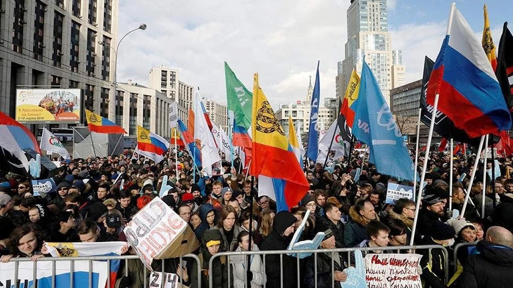 Wielkie manifestacje w Rosji przeciw odłączeniu kraju od globalnej sieci