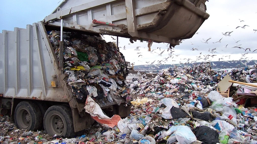 Coraz więcej miast rezygnuje z recyklingu. Chiny udowodniły, że to ściema ekologów