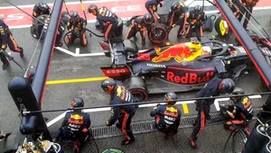 Mechanicy Red Bulla ustanawiają nowy rekord pitstopu na 1.88 sekundy! (film)