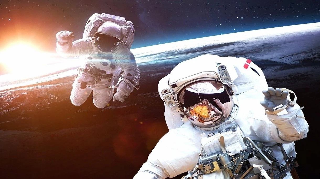 Dziś odbył się pierwszy w historii spacer kosmiczny dwóch kobiet Dziś odbył się pierwszy w historii spacer kosmiczny dwóch kobiet