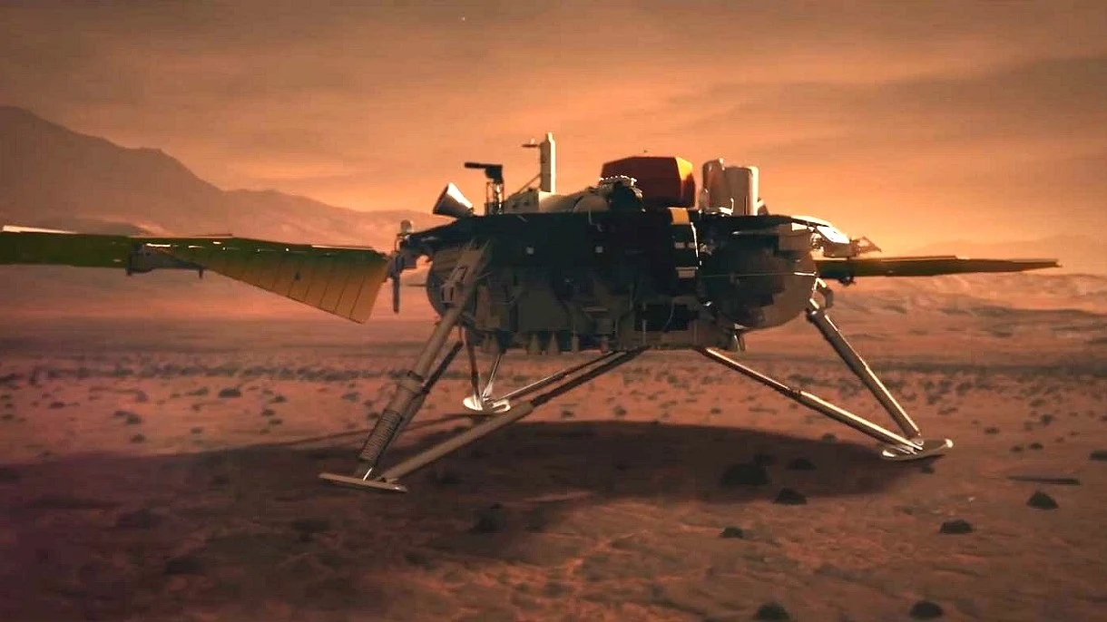Marsjańska sonda Insight wypatrzona przez Mars Reconnaissance Orbiter Marsjańska sonda Insight wypatrzona przez Mars Reconnaissance Orbiter