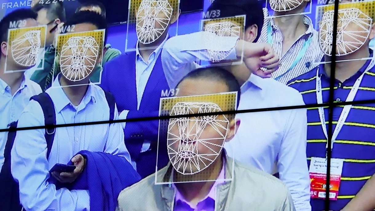 Amerykanie ułatwili stworzenie w Chinach systemu inwigilacji Wielkiego Brata Amerykanie ułatwili stworzenie w Chinach systemu inwigilacji Wielkiego Brata