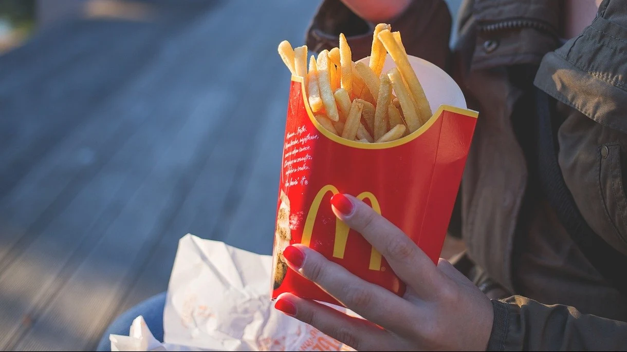 Ford produkuje części samochodowe z kawowych odpadów z McDonald's Ford produkuje części samochodowe z kawowych odpadów z McDonald's