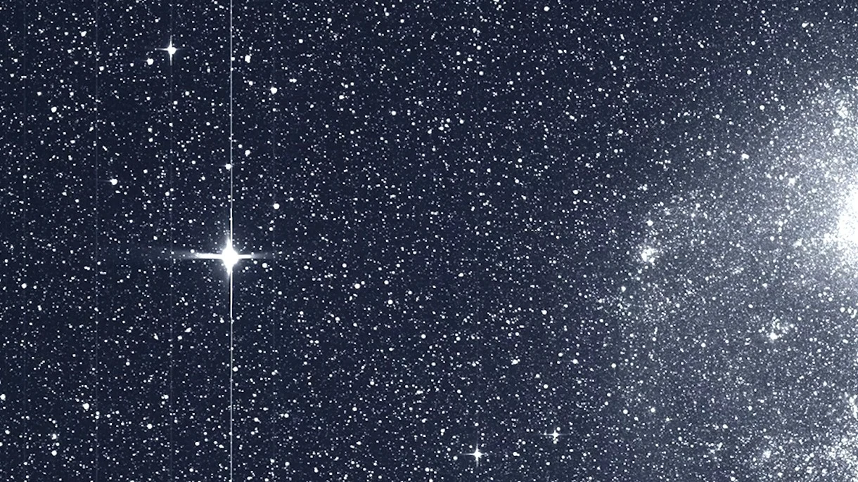 Zobaczyliśmy eksplozję na planetoidzie, a teraz NASA ujawnia na komecie (film) Zobaczyliśmy eksplozję na planetoidzie, a teraz NASA ujawnia na komecie (film)