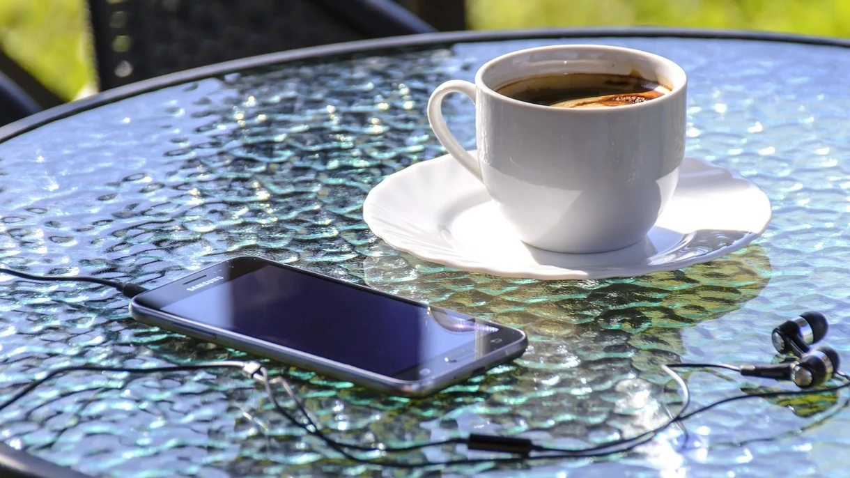 Za drogie smartfony sprawią, że 5G okaże się porażką? Jest to bardzo prawdopodobne! Za drogie smartfony sprawią, że 5G okaże się porażką? Jest to bardzo prawdopodobne!