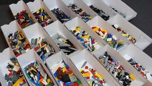 Oto uniwersalna maszyna do sortowania Lego z ponad 10 tysięcy… klocków Lego