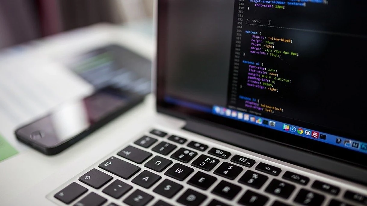 Chiński rząd pozbywa się zagranicznego sprzętu komputerowego i oprogramowania Chiński rząd pozbywa się zagranicznego sprzętu komputerowego i oprogramowania