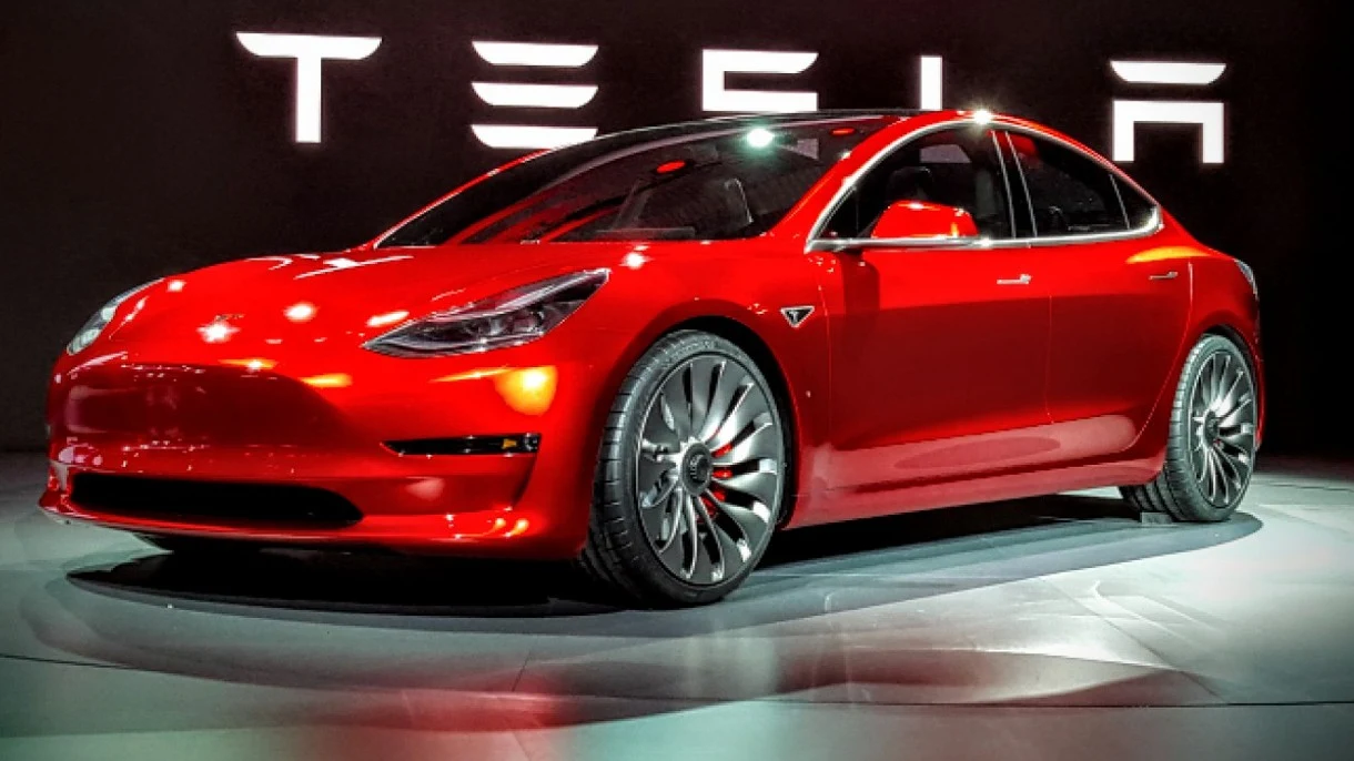 Pojazdy od Tesli technologicznie wyprzedzają całą konkurencję nawet o 6 lat Pojazdy od Tesli technologicznie wyprzedzają całą konkurencję nawet o 6 lat