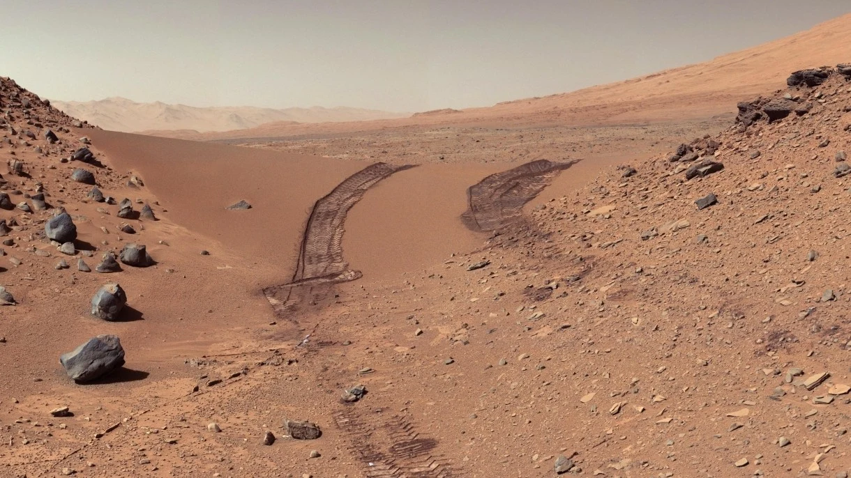 NASA opublikowała największą w historii 360-stopniową panoramę powierzchni Marsa NASA opublikowała największą w historii 360-stopniową panoramę powierzchni Marsa