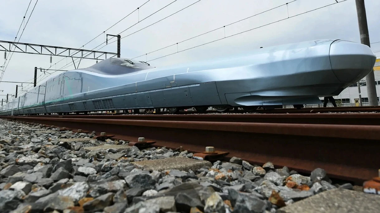 Takim futurystycznym pociągiem Japończycy będą podróżowali ponad 400 km/h Takim futurystycznym pociągiem Japończycy będą podróżowali ponad 400 km/h