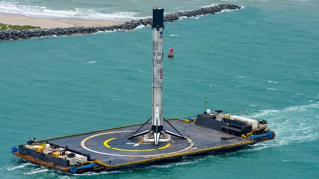 Pięć udanych startów i lądowań jednej rakiety od SpaceX. To jest dopiero wyczyn [FILM]