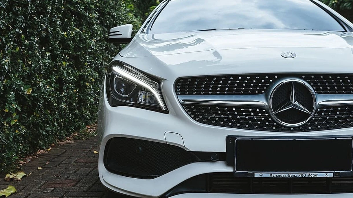 BMW i Mercedes zrywają współpracę w kwestii autonomicznych samochodów BMW i Mercedes zrywają współpracę w kwestii autonomicznych samochodów