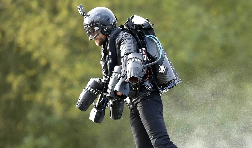 1000-konne silniki odrzutowe na rękach. Oto nowy JetSuit Browninga [FILM]