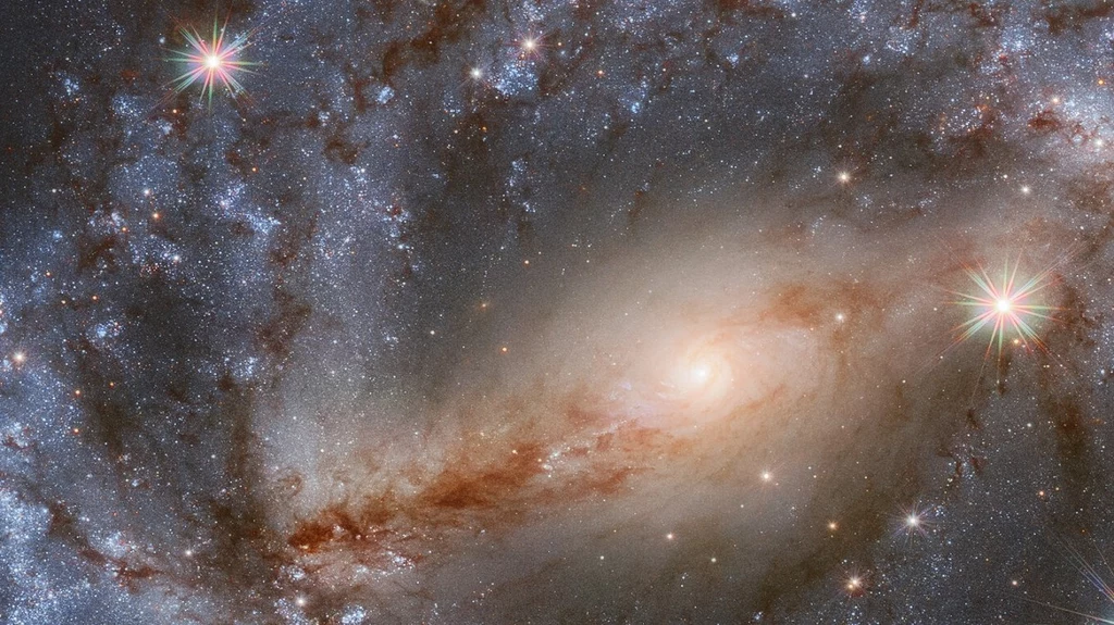 Oto jedna z najpiękniejszych znanych nam galaktyk w obiektywie Hubble'a [ZDJĘCIE]