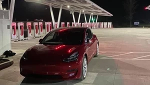 Tak wygląda największa na świecie stacja ładowania Supercharger dla Tesli