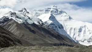 Mikroplastik jest wszędzie. Teraz odkryto go nawet u szczytu Mount Everest