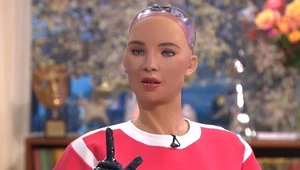 Sophia trafia do sprzedaży. Setki robotów pojawią się w szpitalach i domach opieki