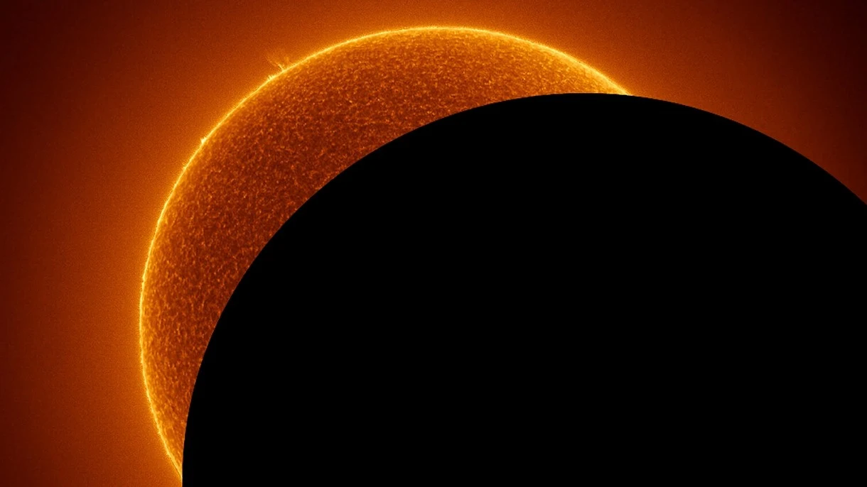 NASA: Gigantyczny obiekt migocze w centrum Drogi Mlecznej. To nie czarna dziura NASA: Gigantyczny obiekt migocze w centrum Drogi Mlecznej. To nie czarna dziura