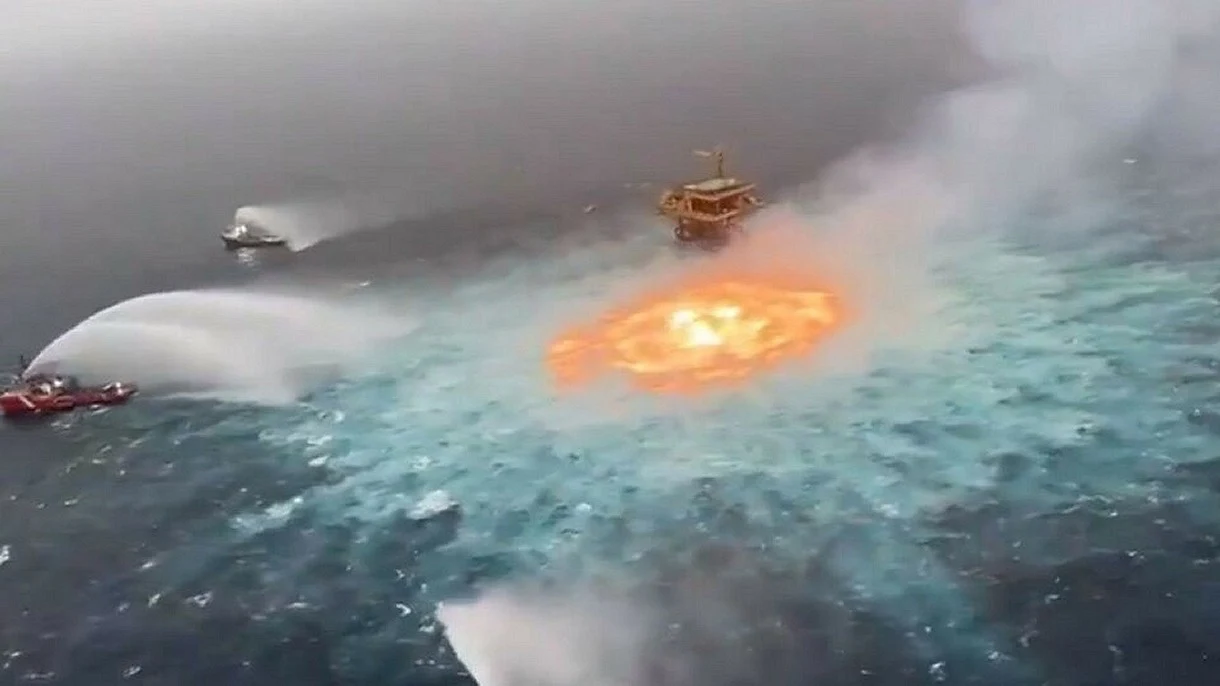 Ogniste oko pojawiło się na wodach Zatoki Meksykańskiej. Wygląda przerażająco Ogniste oko pojawiło się na wodach Zatoki Meksykańskiej. Wygląda przerażająco