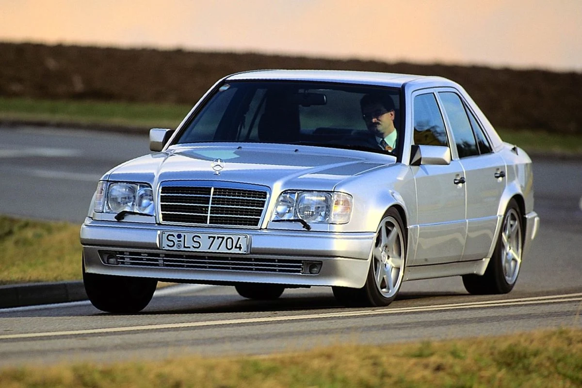 Mercedes-Benz 500e