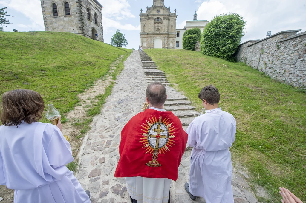 Zakonnicy mieliby dostać 1,3 ha na samym szczycie Łysej Góry