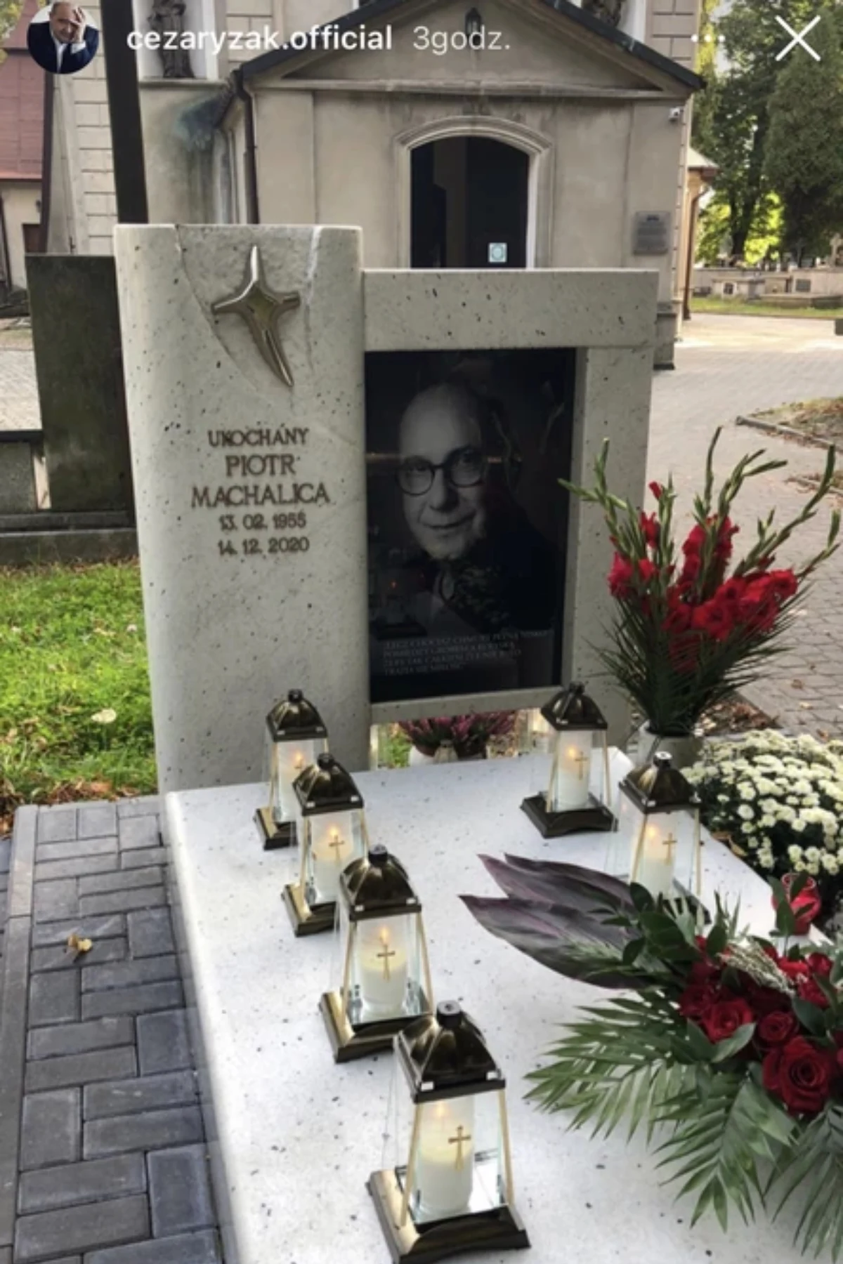 Grób Piotra Machalicy, fot. https://www.instagram.com/cezaryzak.official/ Grób Piotra Machalicy, fot. https://www.instagram.com/cezaryzak.official/