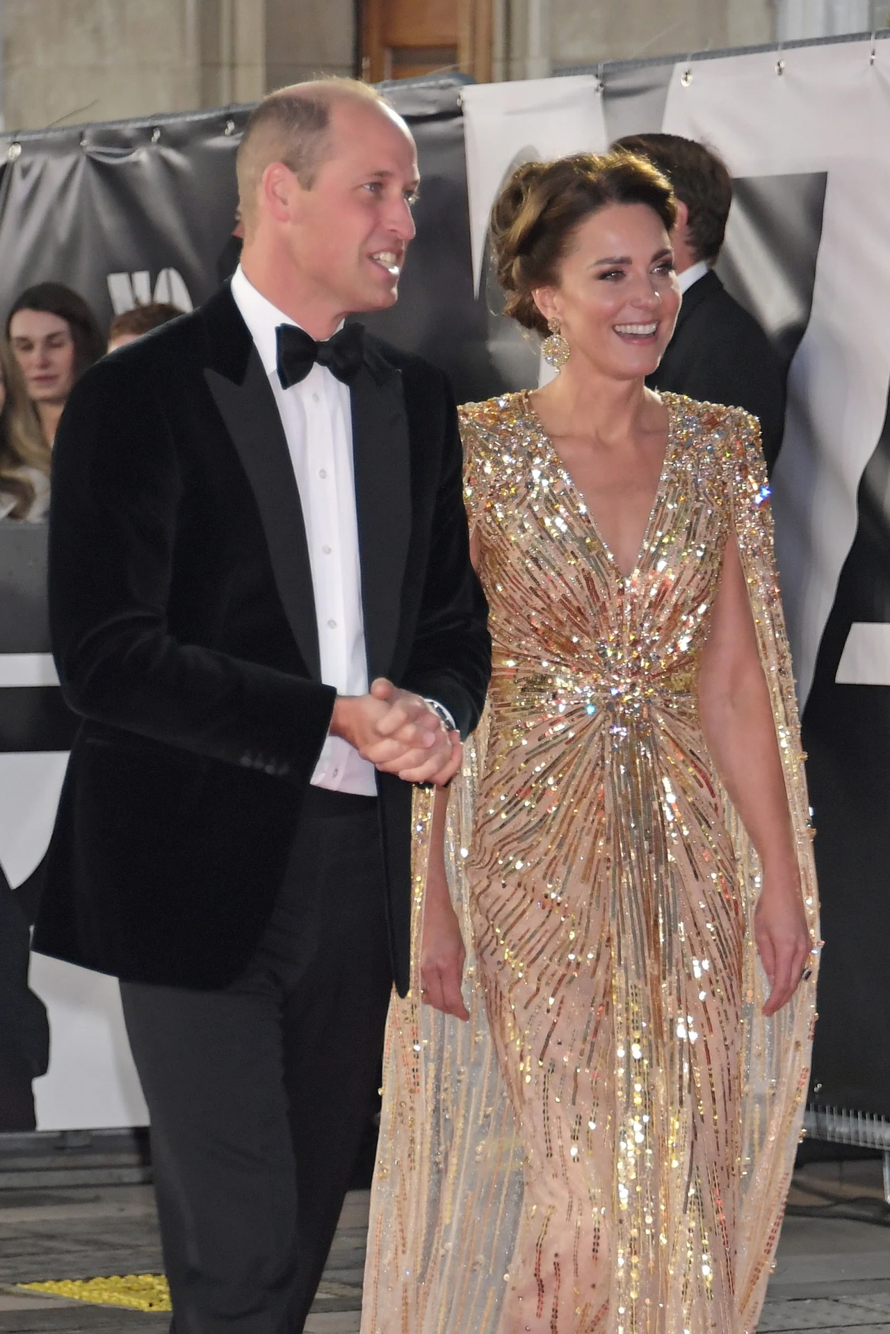 Cały świat jest pod wrażeniem księcia Williama i księżnej Kate, którzy skradli show Cały świat jest pod wrażeniem księcia Williama i księżnej Kate, którzy skradli show