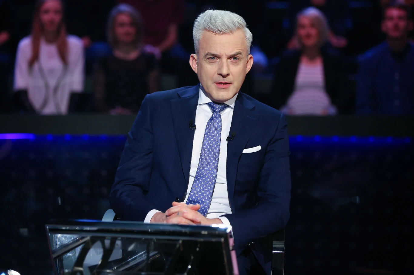 Polską edycję "Milionerów" od pierwszego odcinka prowadzi Hubert Urbański Polską edycję "Milionerów" od pierwszego odcinka prowadzi Hubert Urbański