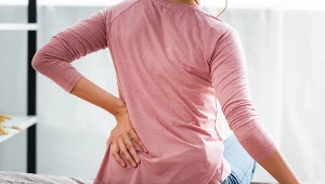 Ból pleców może być objawem rzadkiej choroby, która wywołuje kardiomiopatie mięśnia sercowego