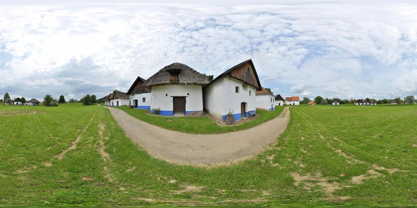 Skansen Strážnice słynie szczególnie z Międzynarodowego Festiwalu Folklorystycznego, odbywającego się co roku w czerwcu (w ubiegłym i w tym roku impreza odbywała się on-line), należącego do najstarszych i największych tego typu imprez w Europie. Skansen Strážnice słynie szczególnie z Międzynarodowego Festiwalu Folklorystycznego, odbywającego się co roku w czerwcu (w ubiegłym i w tym roku impreza odbywała się on-line), należącego do najstarszych i największych tego typu imprez w Europie.