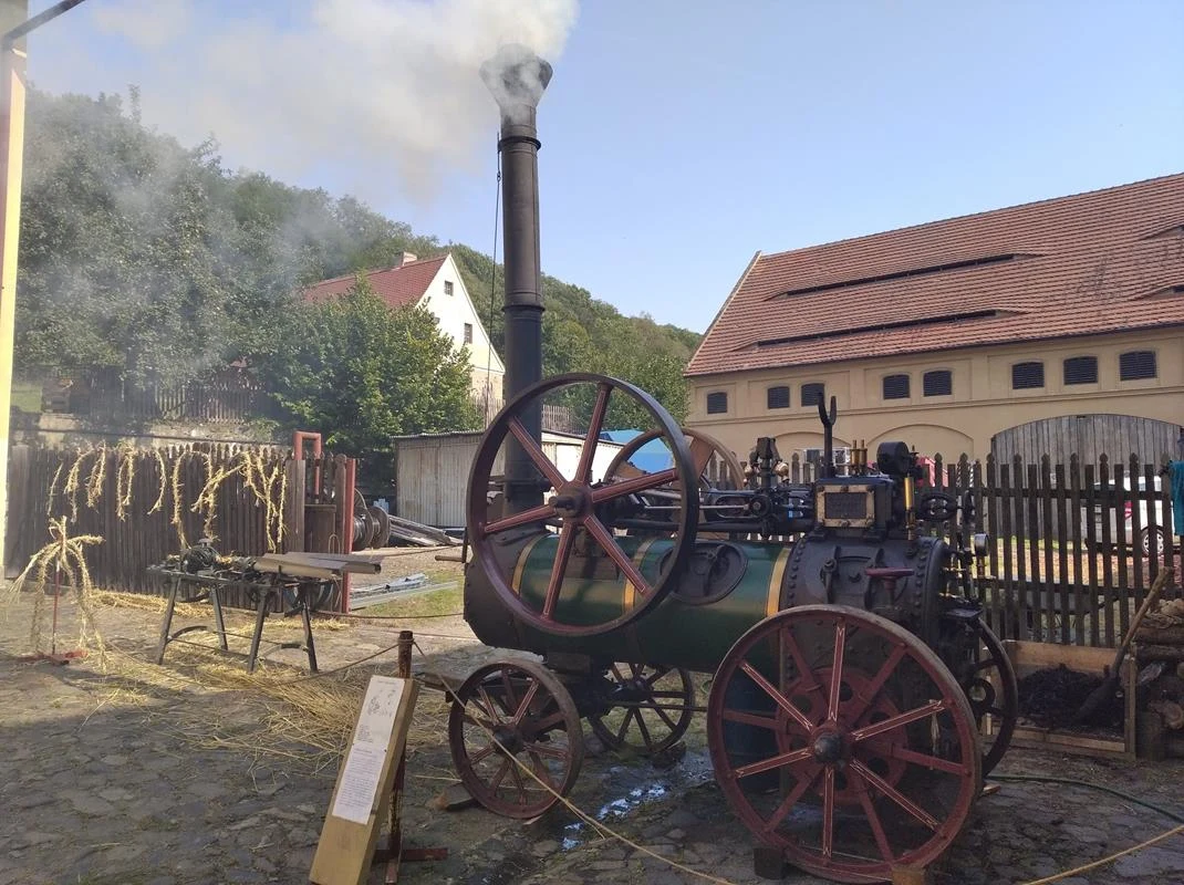 Skansen Zubrnice. Skansen Zubrnice.