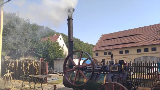 Skansen Zubrnice.