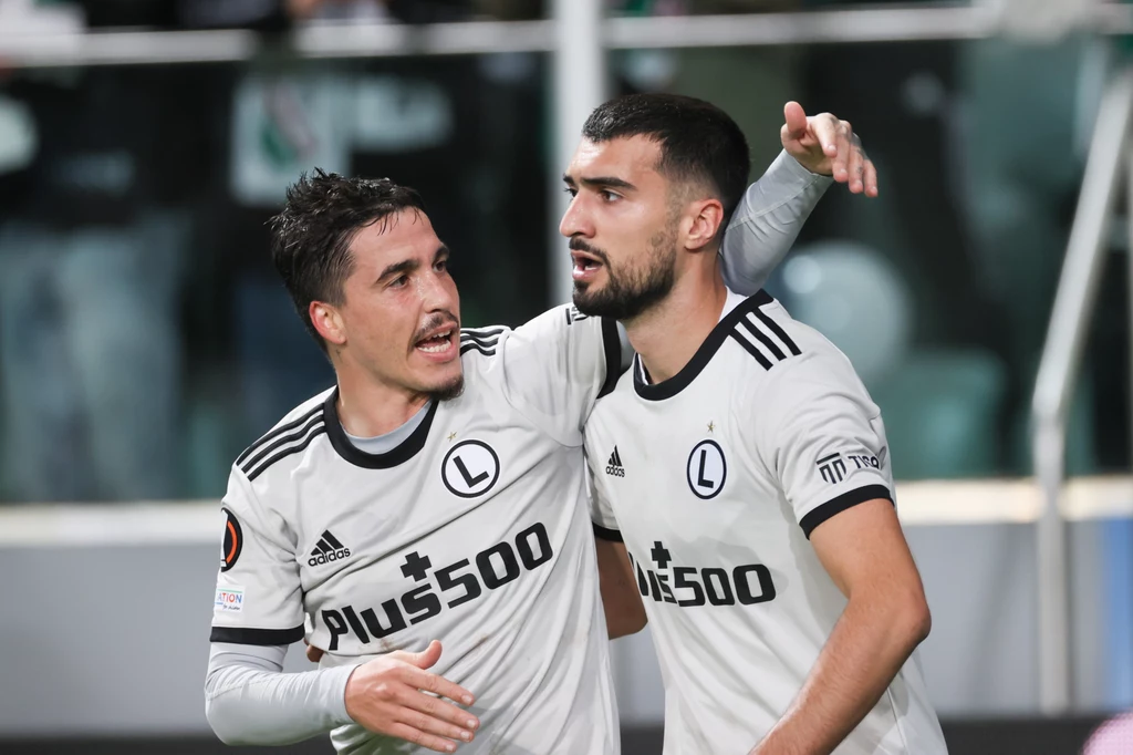 Zawodnicy Legii: Josue (L) i Mahir Emreli Zawodnicy Legii: Josue (L) i Mahir Emreli