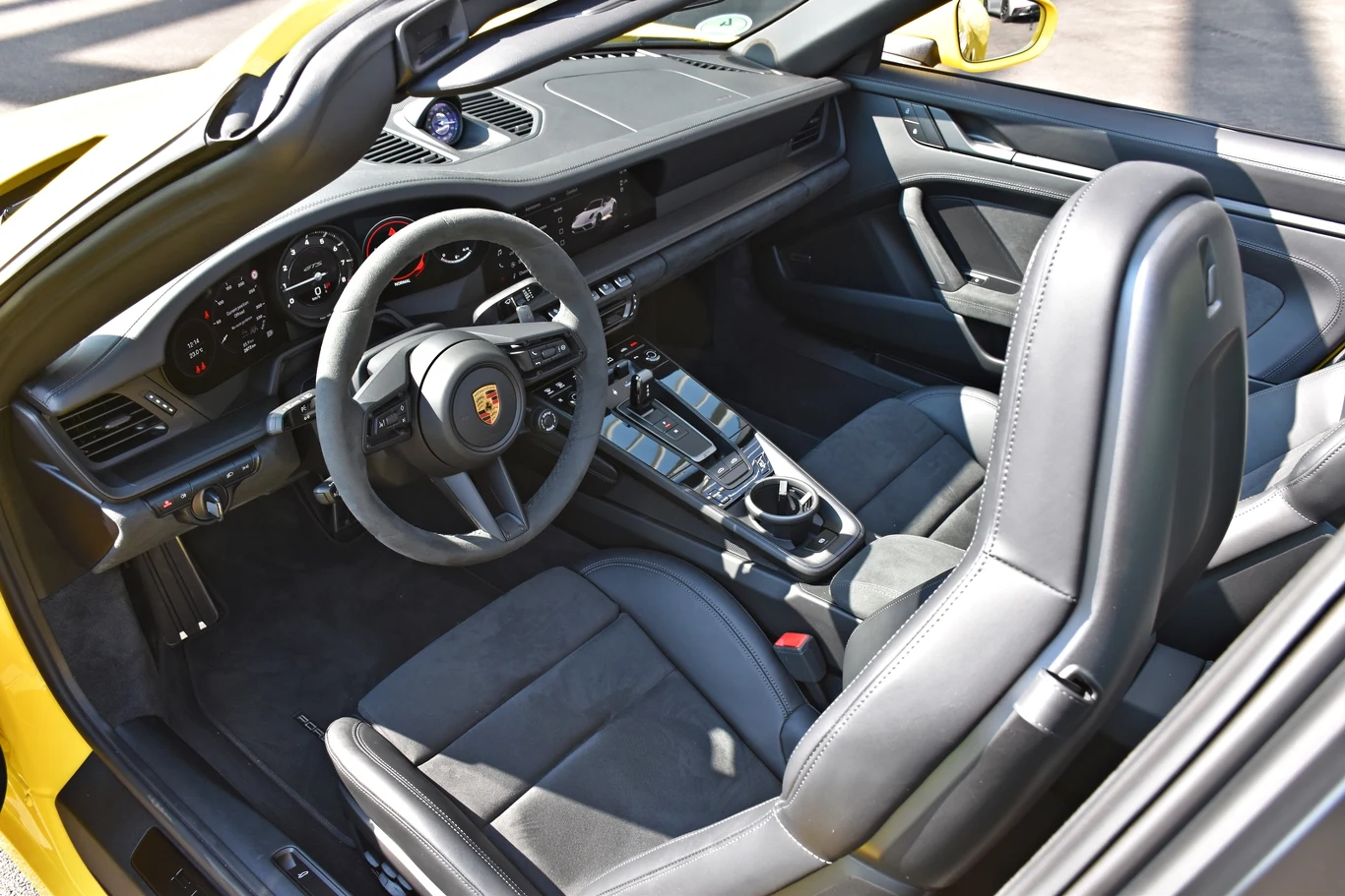 Porsche 911 Carrera GTS Cabriolet