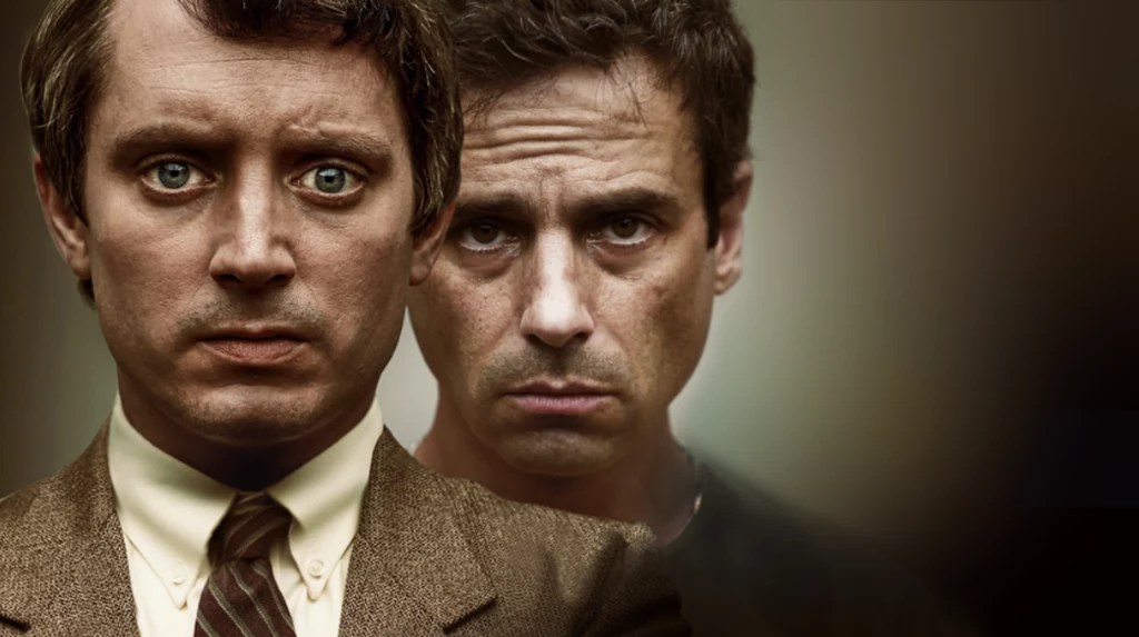 Elijah Wood i Luke Kirby w filmie "Zło wcielone"
