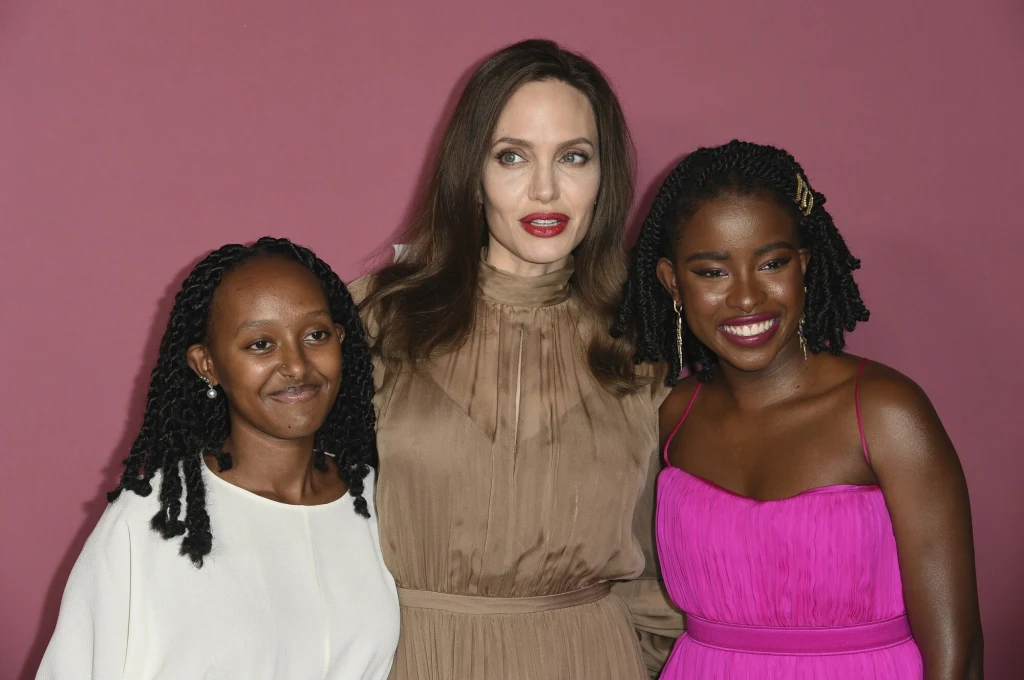 Angelina Jolie i Zahara Jolie-Pitt i Amanda Gorman