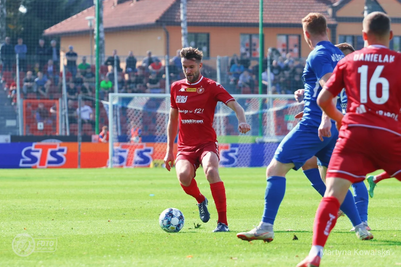 Przy piłce Marek Hanousek (Widzew)